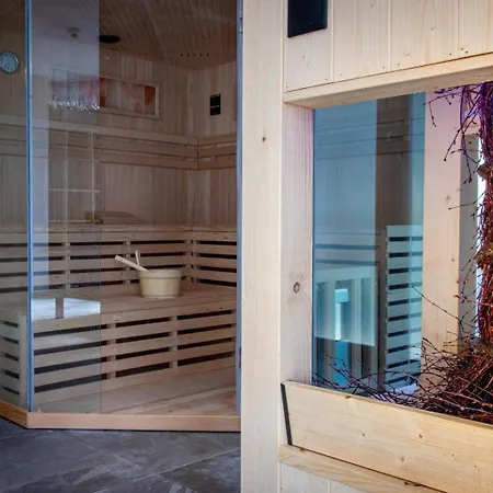 Uroczy Belle View Jacuzzi Sauny דירה שצ'קלארסקה פוראובה