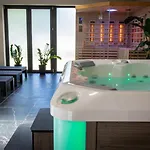 Lägenhet Uroczy Belle View Jacuzzi Sauny Centrum *