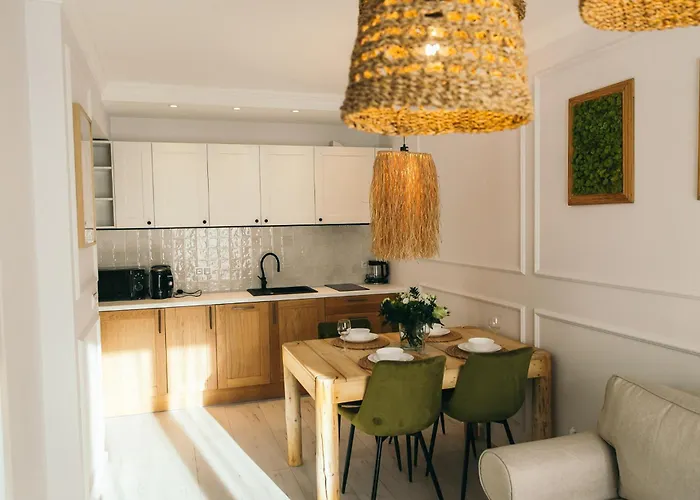 Uroczy Belle View Jacuzzi Sauny *