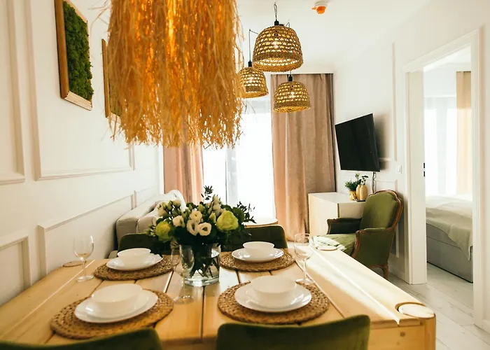 Uroczy Belle View Jacuzzi Sauny Apartman *